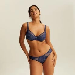 Culotte Marine CAPRI -Lingerie Chic Soldes BL02500 021 WEB 3 8f52e260 f1f4 45c4 b2ec dfa6692a9ddf