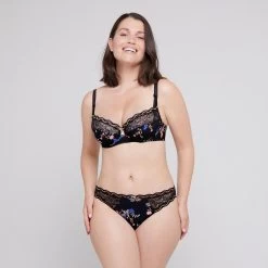 Culotte Noire Gold LUCCIA TWIST -Lingerie Chic Soldes BL02609 9N5 WEB 3 ef79f8b5 1e39 4e06 8222 67f4bdb86421