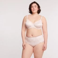 Boxer Gainant Poudre Marilyn -Lingerie Chic Soldes BL03732 044 WEB 3 b0c92f3e f8f4 4526 83d7 09b79c5f7fd6