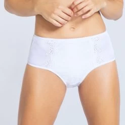 Boxer Gainant Blanc Emily 6 Boxer Gainant Blanc Emily -Lingerie Chic Soldes BL64230 BL WEB 1 ce5a4fd5 1825 47b2 b32d 36c07b325add